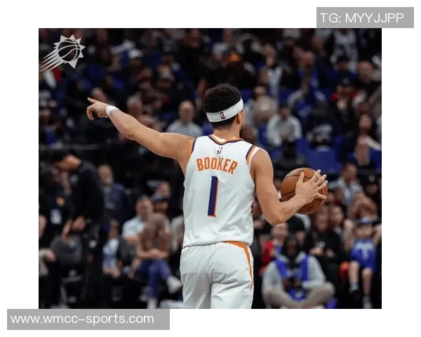 NBA官方推特为太阳队后卫布克送上真挚祝福庆祝其29岁生日快乐