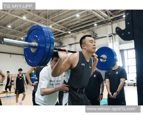 四川男篮今日顺利完成体测每天安排四个队伍从早到晚进行训练