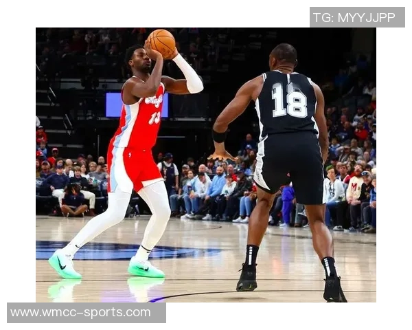 福克斯状态起伏20投9中贡献25分5篮板9助攻正负值惨淡19