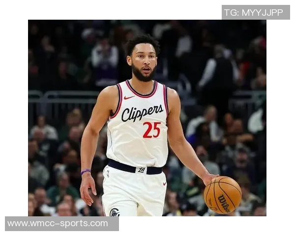 小卡复出状态良好半场8投4中贡献12分2篮板1助攻