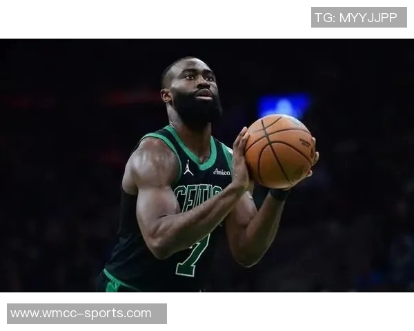 杰伦布朗回应外界质疑坚定信念期待赛季精彩表现