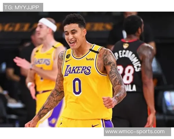 库兹马回忆初次与科比共进晚餐的震撼瞬间如同摩西分红海般神圣